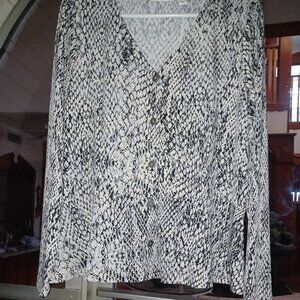 Susan Graver Women's Button-Up Blouse Large